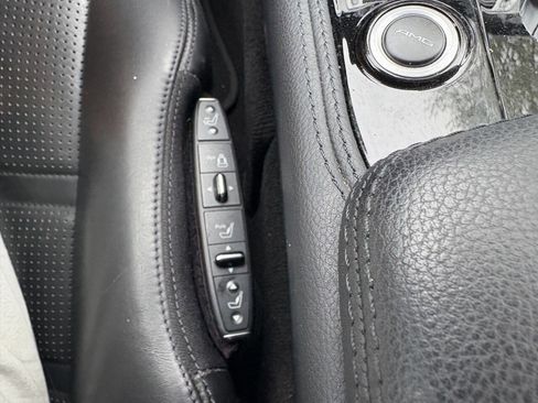 Used 2013 Mercedes-Benz CLS 63 AMG image 23