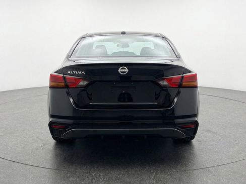 Used 2025 Nissan Altima 2.5 SV image 7