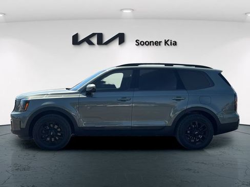 Used 2024 Kia Telluride SX Prestige X-Pro AWD/4WD image 3