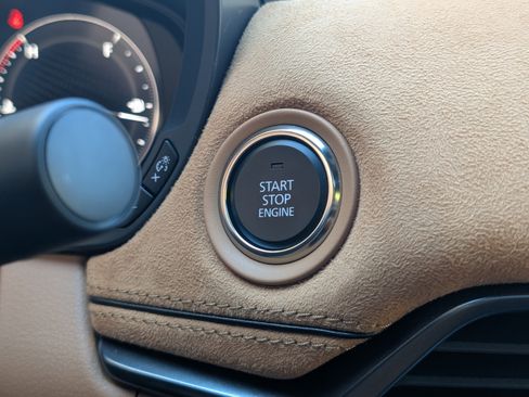 Used 2025 MAZDA CX-70 3.3 Turbo S w/ Premium Plus image 39