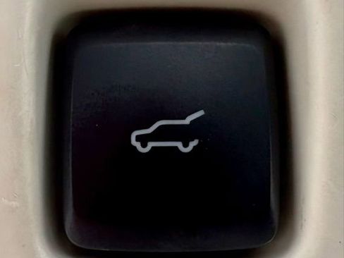 Used 2021 Lincoln Navigator L Black Label w/ Special Edition Package image 17