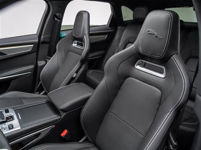 New 2025 Jaguar F-PACE R-Dynamic S AWD/4WD image 16