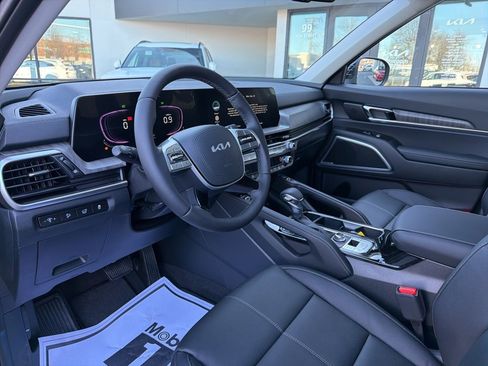 New 2025 Kia Telluride EX image 32