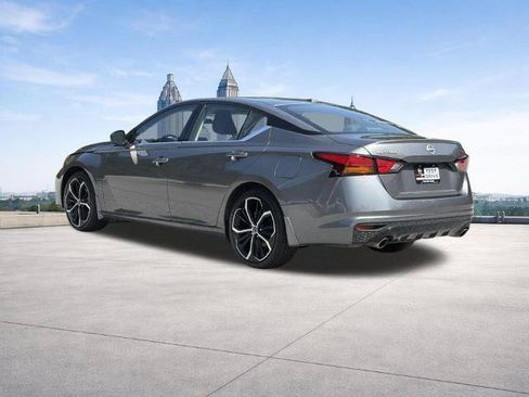 Certified 2025 Nissan Altima 2.5 SR w/ SR Premium Package FWD image 23