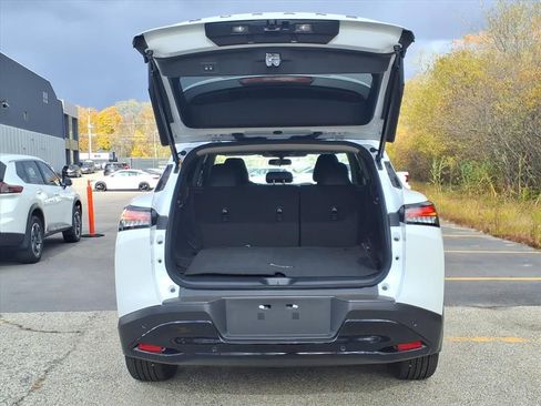 New 2025 Nissan Murano SV image 5