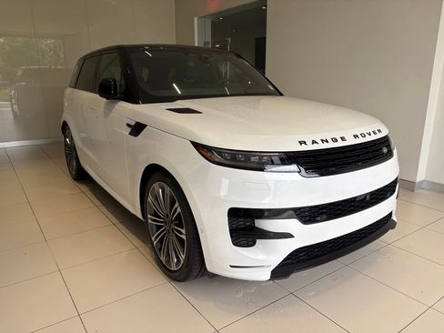 New 2026 Land Rover Range Rover Sport Dynamic SE AWD/4WD image 6