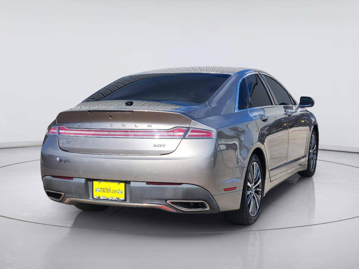 Used 2020 Lincoln MKZ w/ Convenience Package FWD image 5
