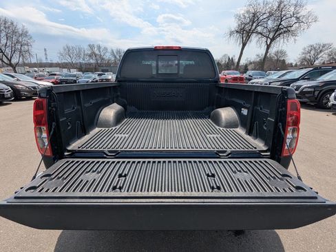 Used 2019 Nissan Frontier SV image 27