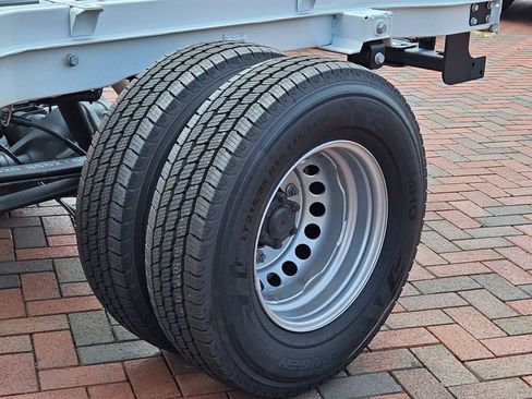 New 2024 Mercedes-Benz Sprinter 4500 image 12