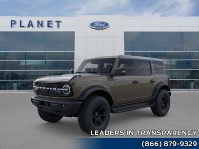 New 2025 Ford Bronco Outer Banks w/ Sasquatch Package