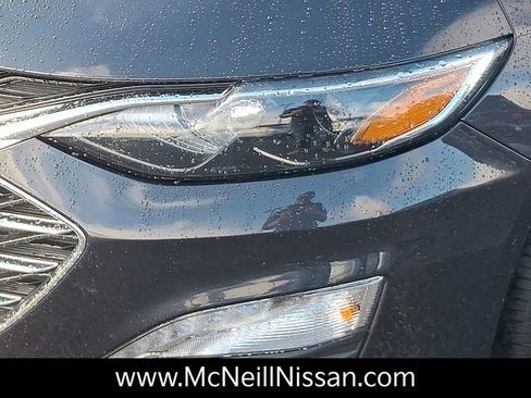 Used 2023 Chevrolet Malibu LT image 10