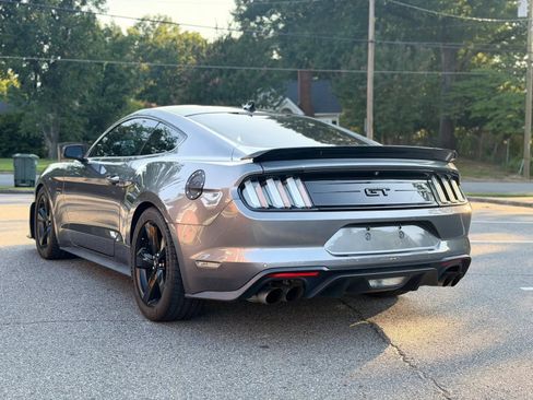 Used 2021 Ford Mustang GT w/ Black Accent Package RWD image 4