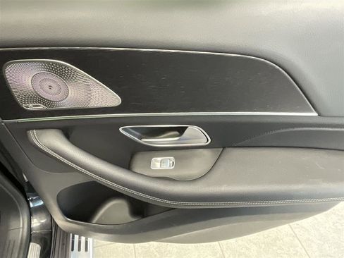 Used 2024 Mercedes-Benz GLE 450 4MATIC image 22