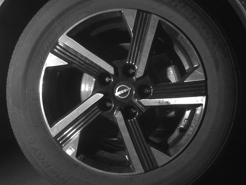 Used 2025 Nissan Sentra SV image 13