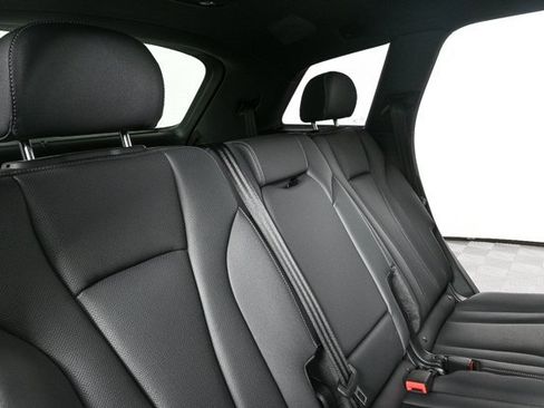 New 2025 Audi Q7 3.0T Premium Plus image 24