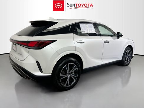 Used 2024 Lexus RX 350 FWD w/ Technology Package image 4