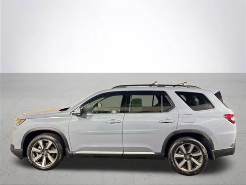 Used 2023 Honda Pilot Elite image 9
