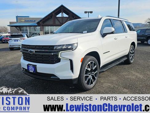 Certified 2021 Chevrolet Suburban RST w/ Luxury Package image 1