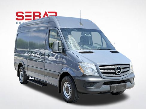 Used 2018 Mercedes-Benz Sprinter 2500 image 7