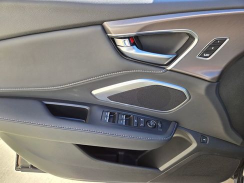 New 2025 Acura RDX SH-AWD image 23
