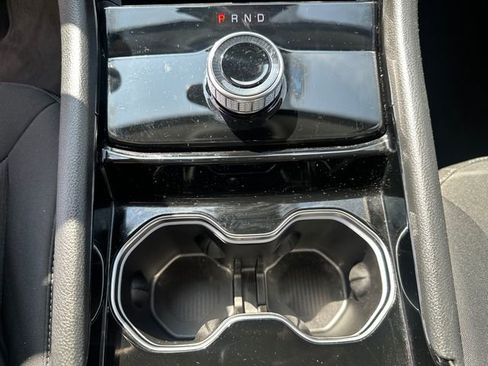 Used 2023 Jeep Grand Cherokee L Laredo image 34