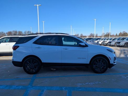 Used 2023 Chevrolet Equinox RS image 5