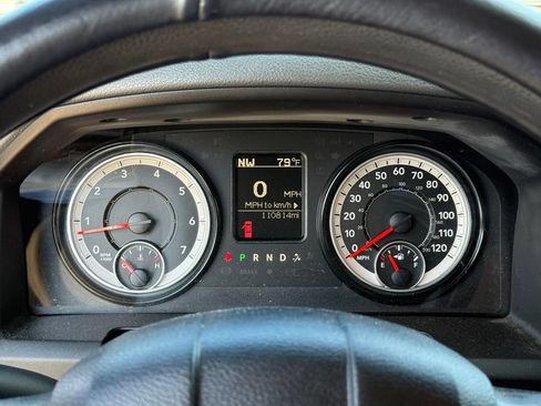 Used 2018 RAM 1500 Express w/ Express Value Package AWD/4WD image 19