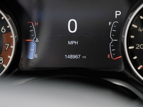 Used 2019 Jeep Compass Limited AWD/4WD image 21