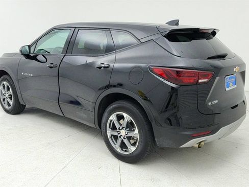Used 2025 Chevrolet Blazer LT FWD image 5