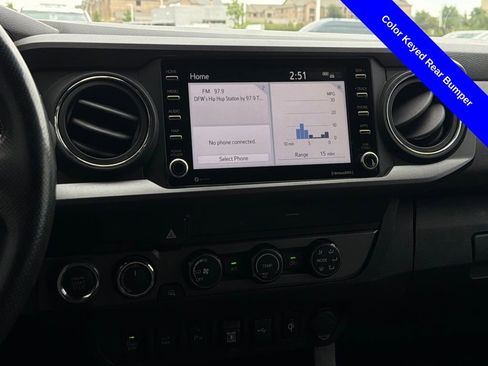 Used 2020 Toyota Tacoma TRD Off-Road w/ Technology Package image 16