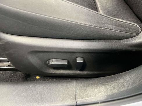 Used 2024 Nissan Altima 2.5 SV image 9