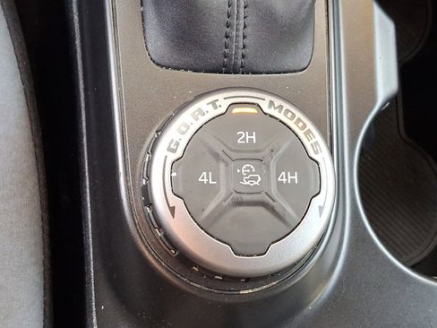 Used 2023 Ford Bronco Black Diamond image 24