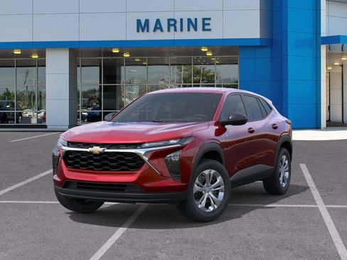 New 2026 Chevrolet Trax LS FWD image 6