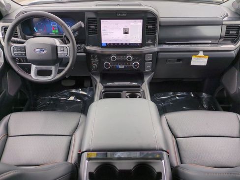 New 2026 Ford F250 Lariat w/ FX4 Off-Road Package image 15