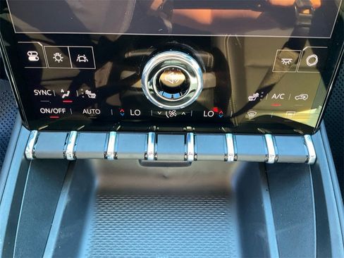 New 2026 GMC Terrain Elevation w/ Elevation Premium Package image 21