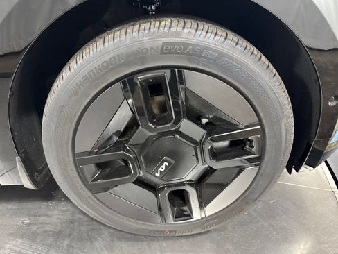 New 2026 Kia EV9 GT-Line AWD/4WD image 13