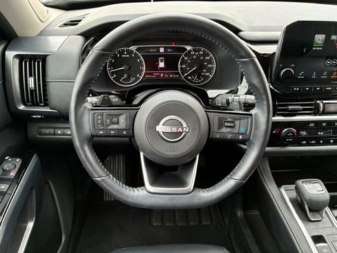 Certified 2024 Nissan Pathfinder SL w/ SL Premium Package image 14