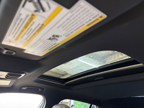 New 2026 Chevrolet Trax RS w/ Sunroof Package FWD image 28
