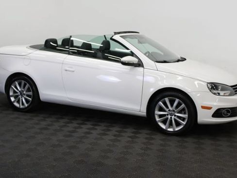Used 2013 Volkswagen Eos Komfort FWD image 5