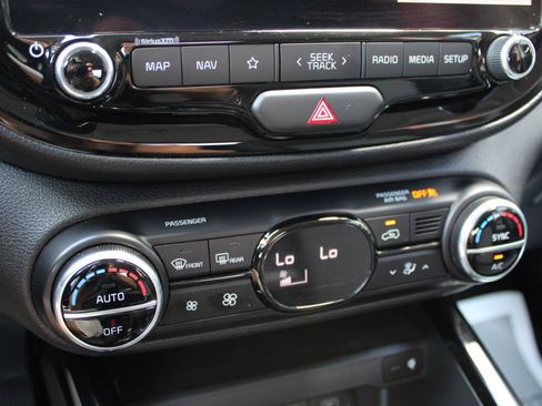 Used 2023 Kia Soul EX FWD image 29