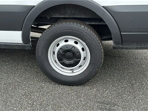 New 2025 Ford Transit 250 Low Roof image 21