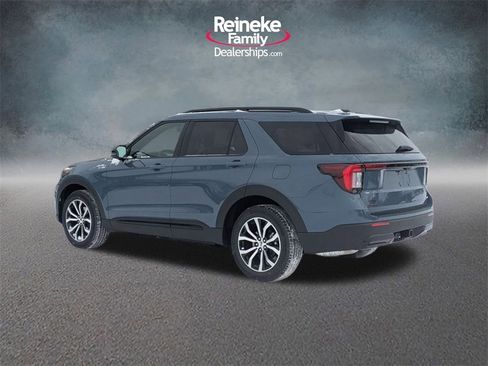 New 2026 Ford Explorer ST-Line image 8