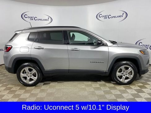 Used 2023 Jeep Compass Latitude AWD/4WD image 8