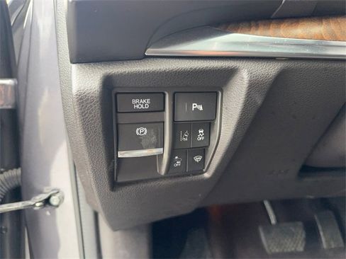Used 2019 Acura MDX w/ Advance & Entertainment image 15