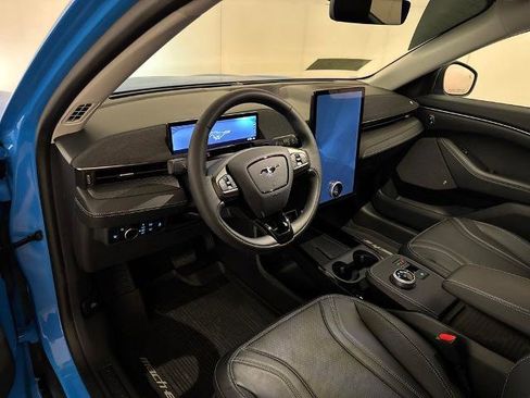 Certified 2024 Ford Mustang Mach-E Premium image 5