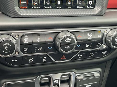 Used 2020 Jeep Wrangler Unlimited Rubicon image 23