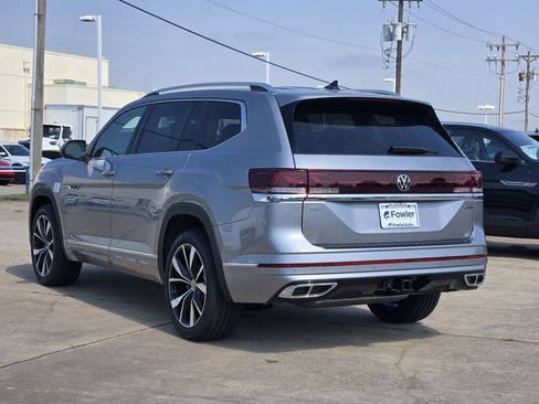 New 2026 Volkswagen Atlas SEL Premium R-Line image 3
