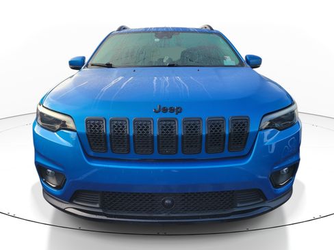 Used 2021 Jeep Cherokee Latitude Plus FWD image 2