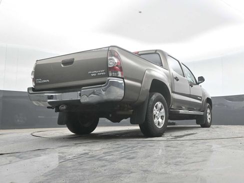 Used 2013 Toyota Tacoma PreRunner w/ SR5 Pkg RWD image 33