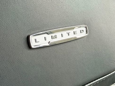 Used 2024 Ford F450 Limited w/ FX4 Off-Road Package AWD/4WD image 15